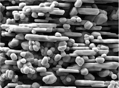Alúmina calcinada baja en soda